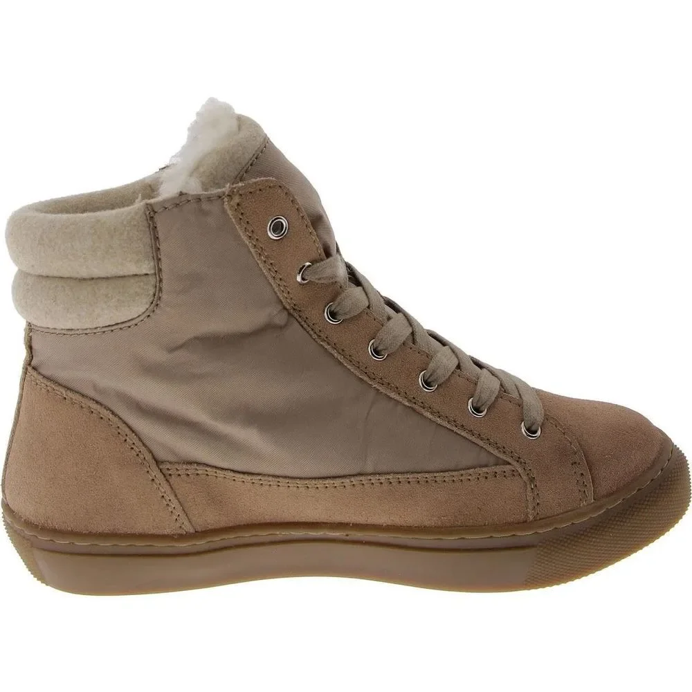 Cougar canadian shoe